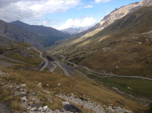 My favourite part of Col de Galibier - the road doubles back down below.