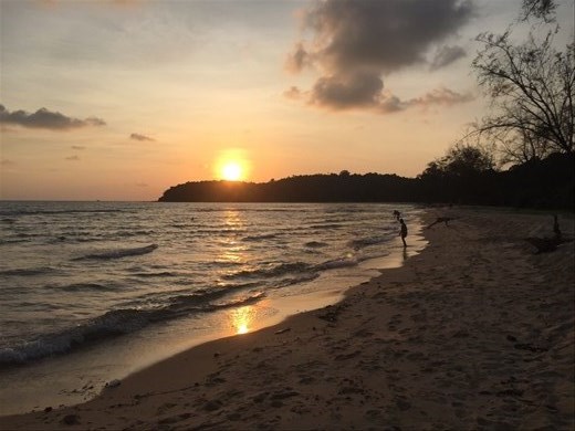 Sunset on Koh Ta Kiev island
