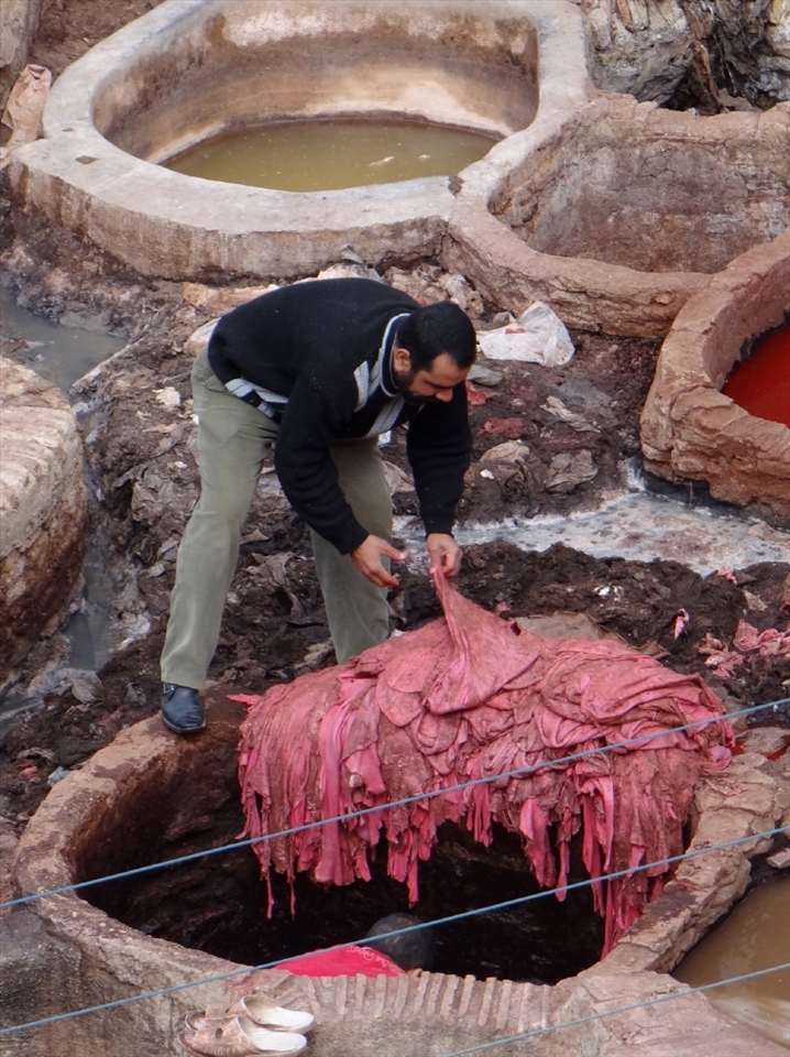 Tanning is the process of treating and colouring skins of animals to produce leather. Hidden in the middle of the Medinas (old towns), the tanneries are one of the many parts of the textil industry of Marocco, which plays a major part in the economy from the country.