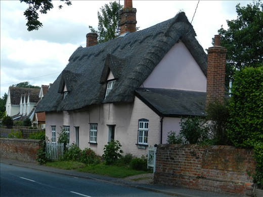 Chelsworth - typical thatched cottage