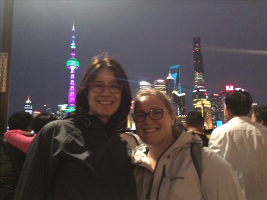 We went back to the Bund and got to see beautiful skyline of New Shanghai. 