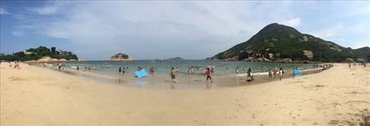 It has been so hot in Hong Kong we finally decided to take a trip to the beach!  It was a 30 min bus ride with a beautiful view on the way there and an even more incredible view once we got there!  It was absolutely breathtaking!
