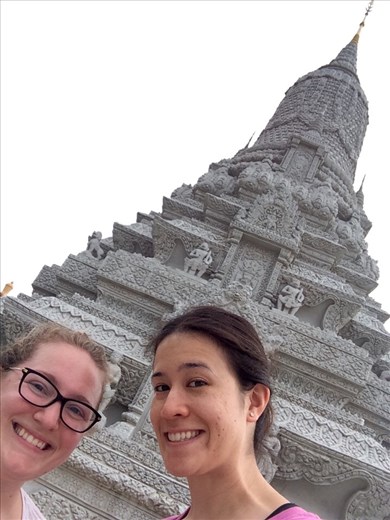 The beautiful architecture at the royal palace. 