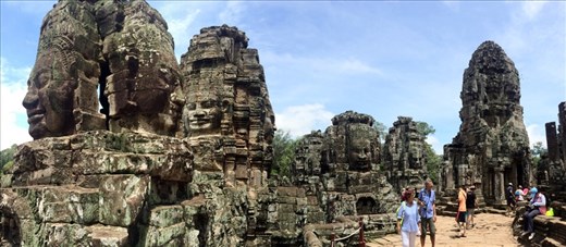 The many faces of Bayon