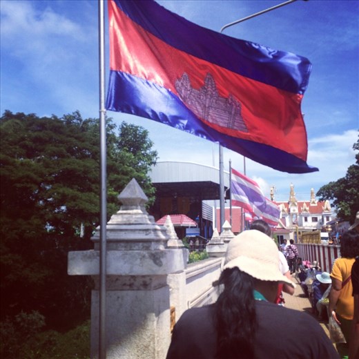Crossing the border from Cambodia to Thailand