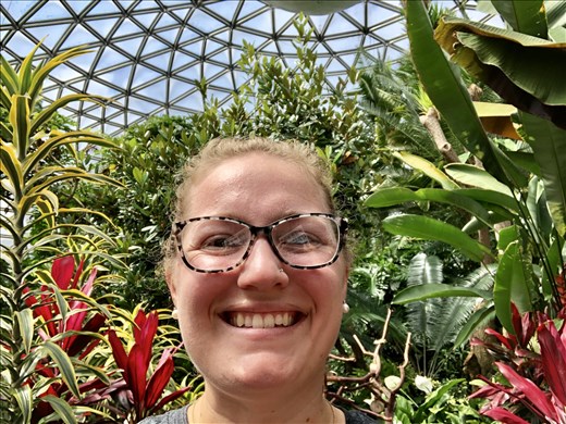 Bloedel Conservatory in Vancouver -  we saw 42 different kinds of tropical birds