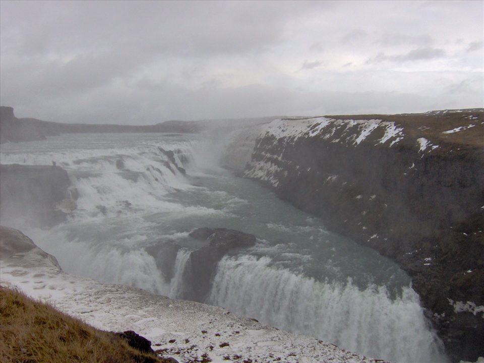 One of Europe's largest waterfalls: paradise for bird species and students.