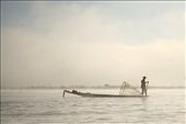 Inle lake fisherman: by myanmar, Views[306]