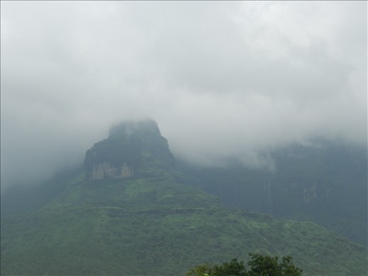 on my way when i see such a beatiful hill with over with snow 