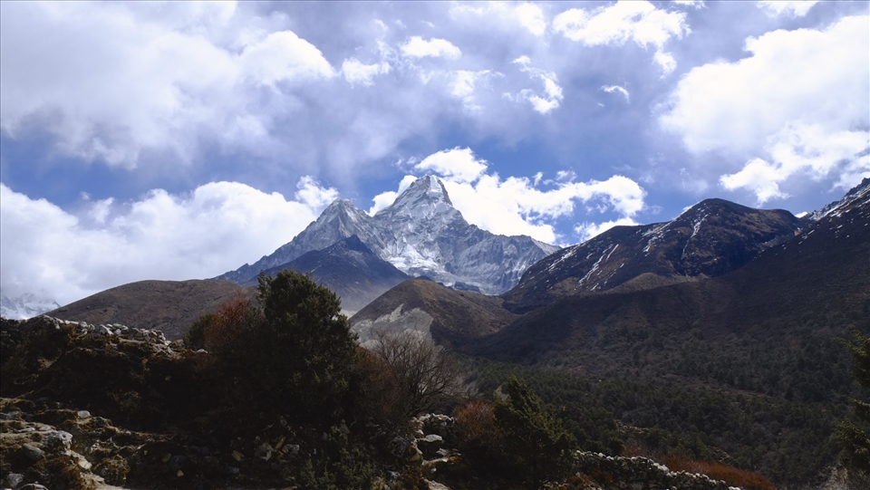 The distinctive silhouette of Ama Dablam reminds me of the mountains I used to draw as a kid