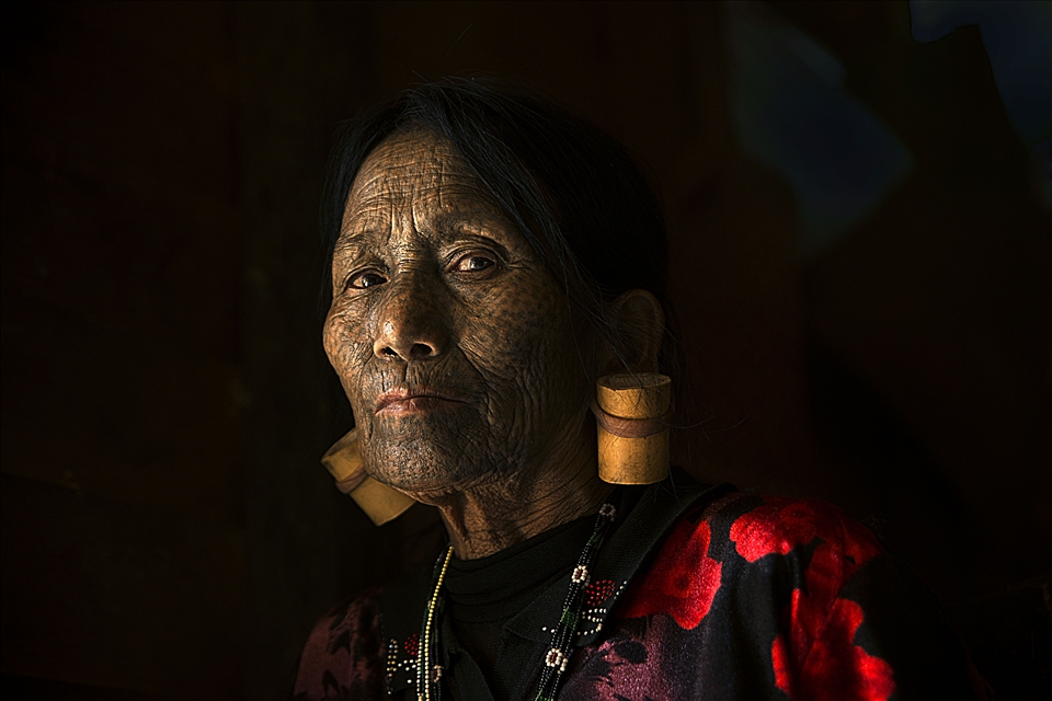 Kkainhlu is a proud shop owner and happy not to be farming any more.