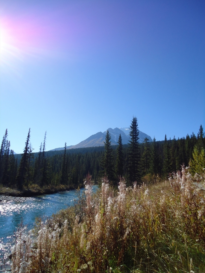 I don`t have enough words to express how peaceful was to look to Temple. I used to look at this Moutain ever single day.