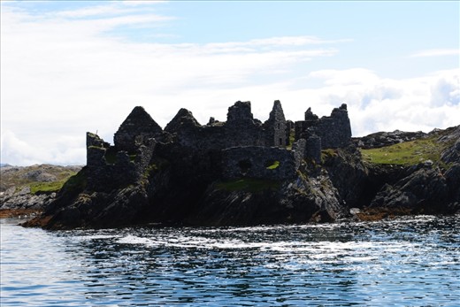 Cromwells Barracks built 1656


