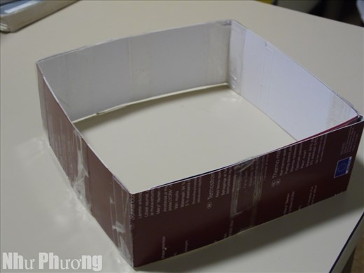 Frame made out of carton paper