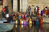 Devotees offering prayers to the Sun God after taking a dip in the holy Ganga : by nitinv29, Views[682]