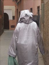 Marrakech Lady Returning Home after Shopping: by nncysf, Views[778]