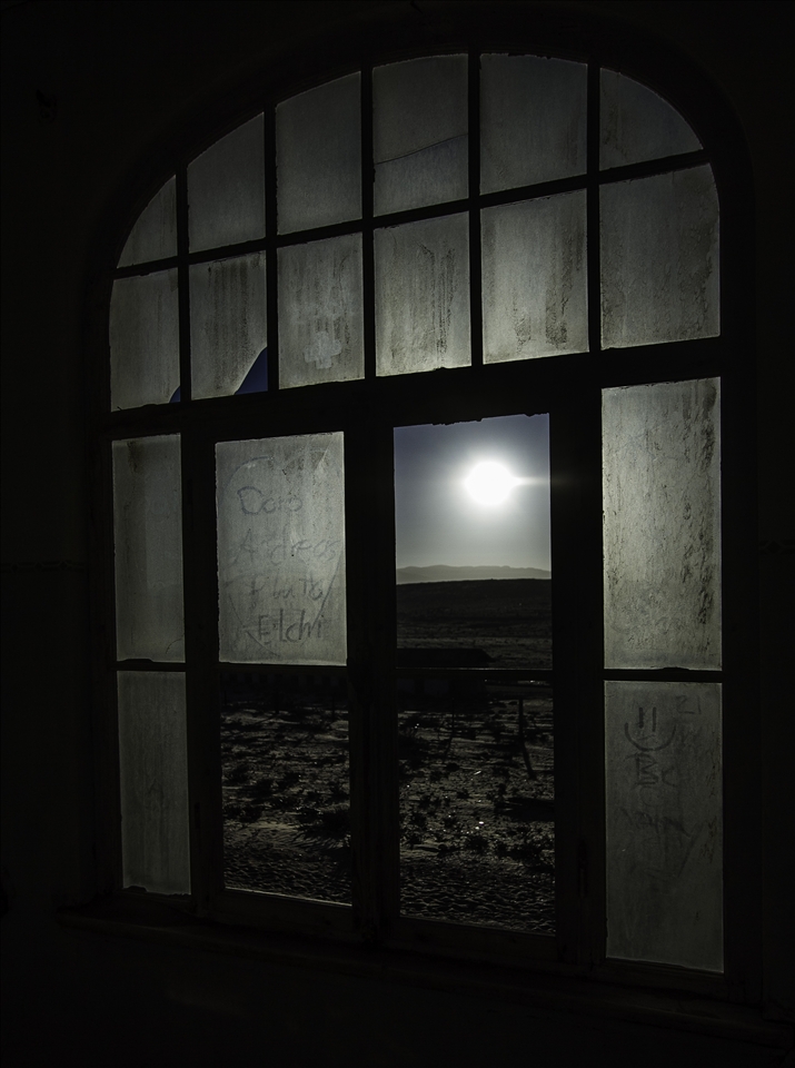 Notes and signtures leave reminders of those who have visited Kolmanskop