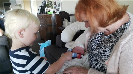 Meeting his brother Spencer and Granma Dee