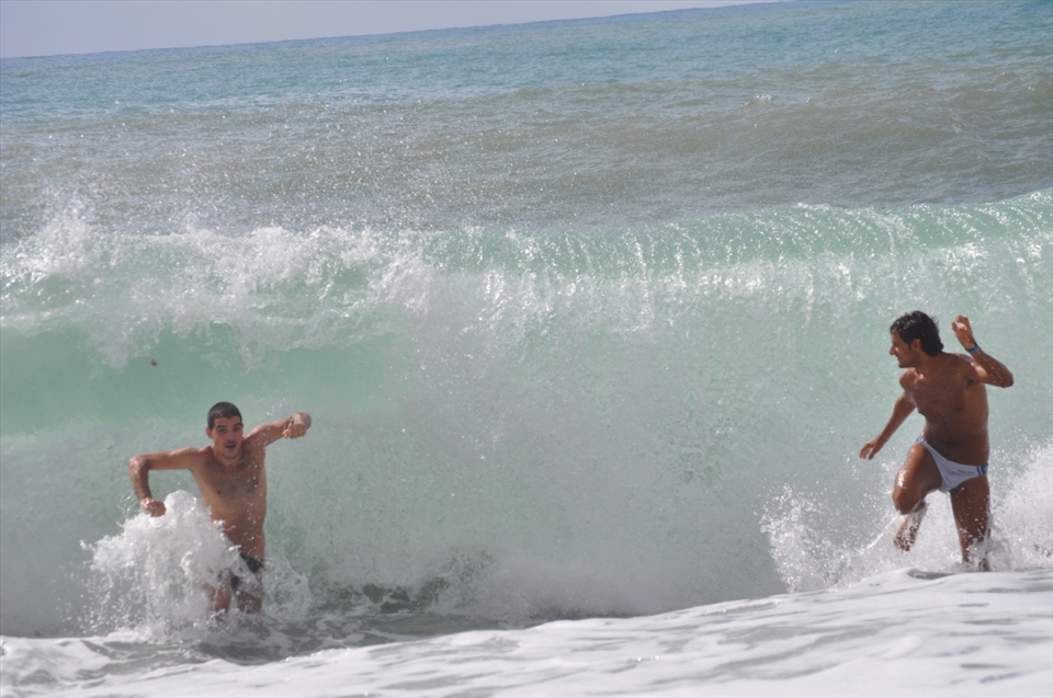 This picture well represent the beginning of my trip. the first thing we did (me and my friends) was going to the beach and playing with very tall and strong waves. It was so fun to be pulled away by the tide and be catched by the big tunnels of water. The best start for our Holiday!