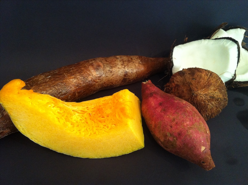 Ingredients for cassava pone