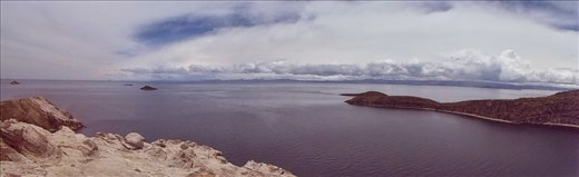 Vista panorámica desde la isla del Sol
