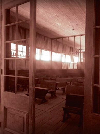 Sala de clases en sepia