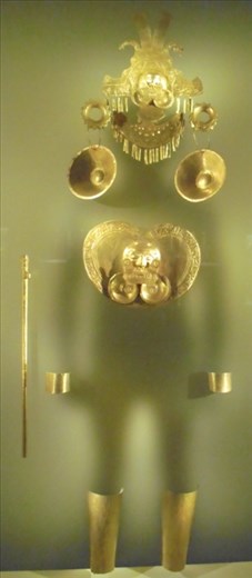 Armadura de oro macizo