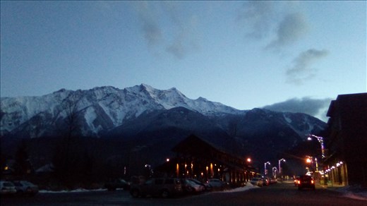 Pemberton, pueblo ubicado al norte de Whistler, a dos horas en auto de Vancouver. Población de 2.550 personas aprox. Carísimo.