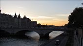 The afternoon traffic on the bridge Pont au Change near Notre Dame.: by npanda, Views[287]