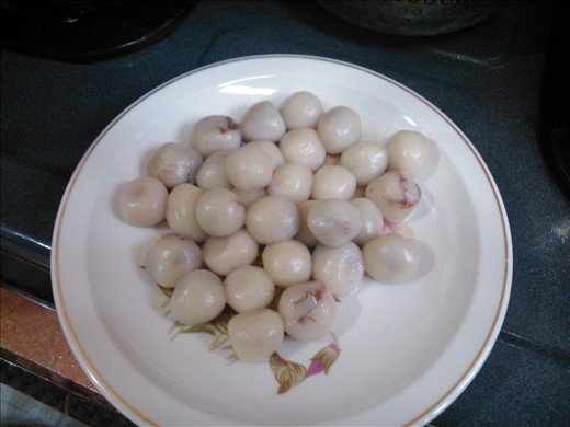 raw glutinous rice balls (ronde)