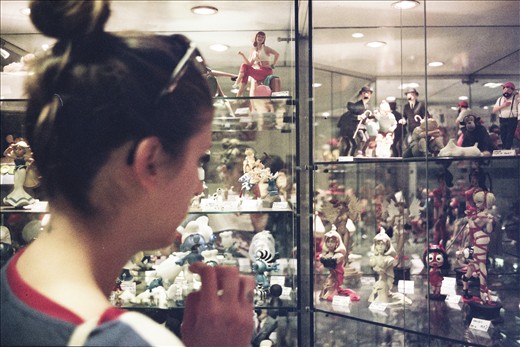 Deborah knew too well that the festival is the money maker for the town of Annecy, but could hardly believe that not only there was a market for statuettes of famous animated characters, they were expensive too.