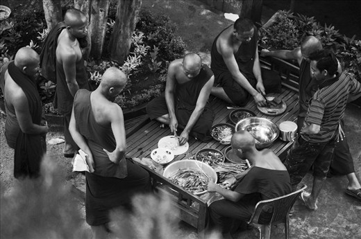 Monks prepare grenery for lunch. They can eat only before 12.00