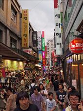 But, you have to know where to go. Myongdong became my favorite place. A buzzing hot pot of young people, boutiques and bars.: by oliverfilan, Views[303]