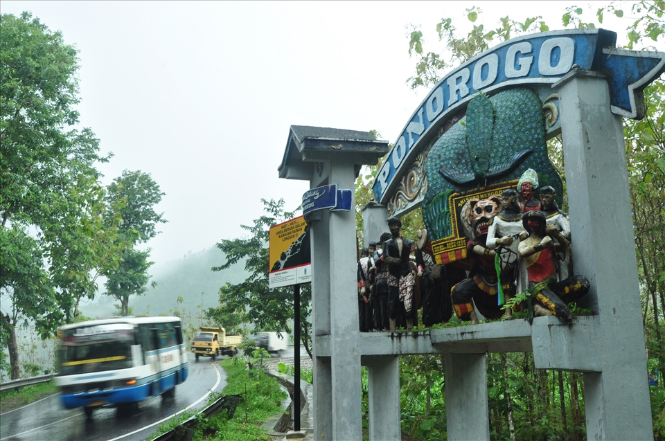 Ponorogo is a city with a very proud reog icon