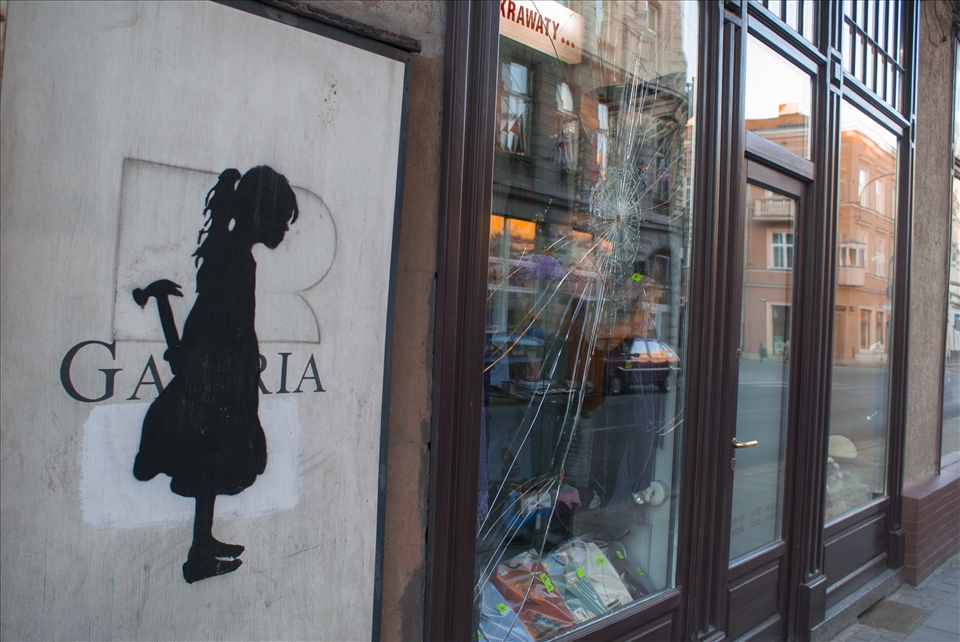 Great sense of humor of the shop owner