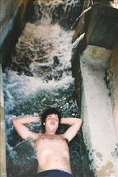 Baño relajante en una acequía, Cámara Pentax Mx, Analógico sin retoques: by oniric_world, Views[289]