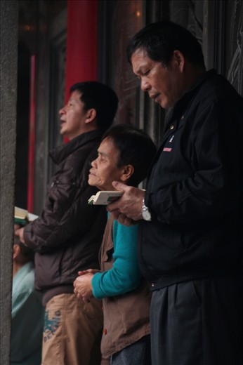 People are united in calming chanting