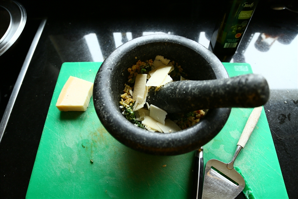 Pesto making