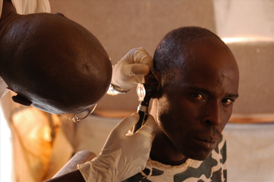 Medical exploration of an adult with hearing problems in Cangola, Uige