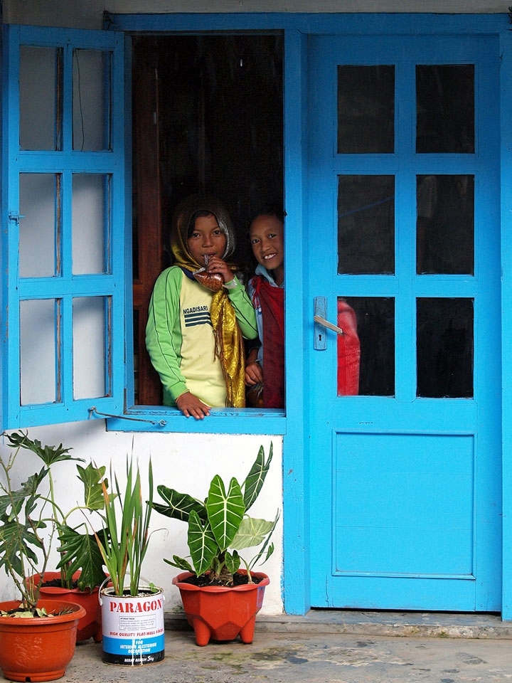 Most of tenggerian people have unique/special looks, especially about what they are wearing. The cold air make the local Saroong become of the most common thing to see on their body, as it help them to warm up their body. No exception for the kids, as you can see in the picture.