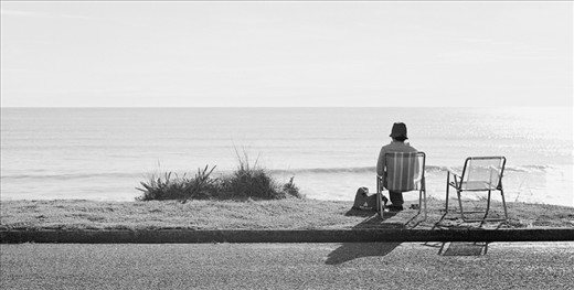 As Islanders, Kiwis have a strong relationship with the coast, affecting all parts of their culture. (6x12 / Horseman View)