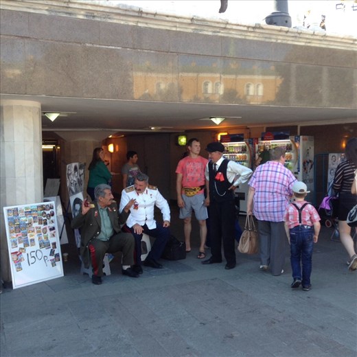 1 Lenin & 2 Stalins!