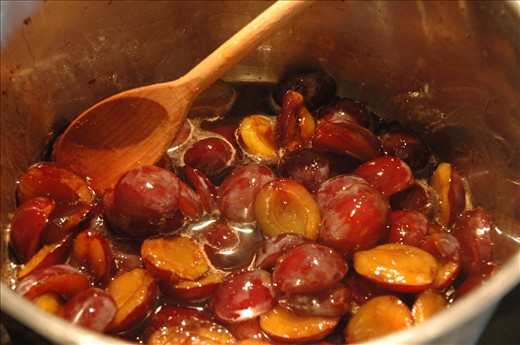 plums are hard to photograph