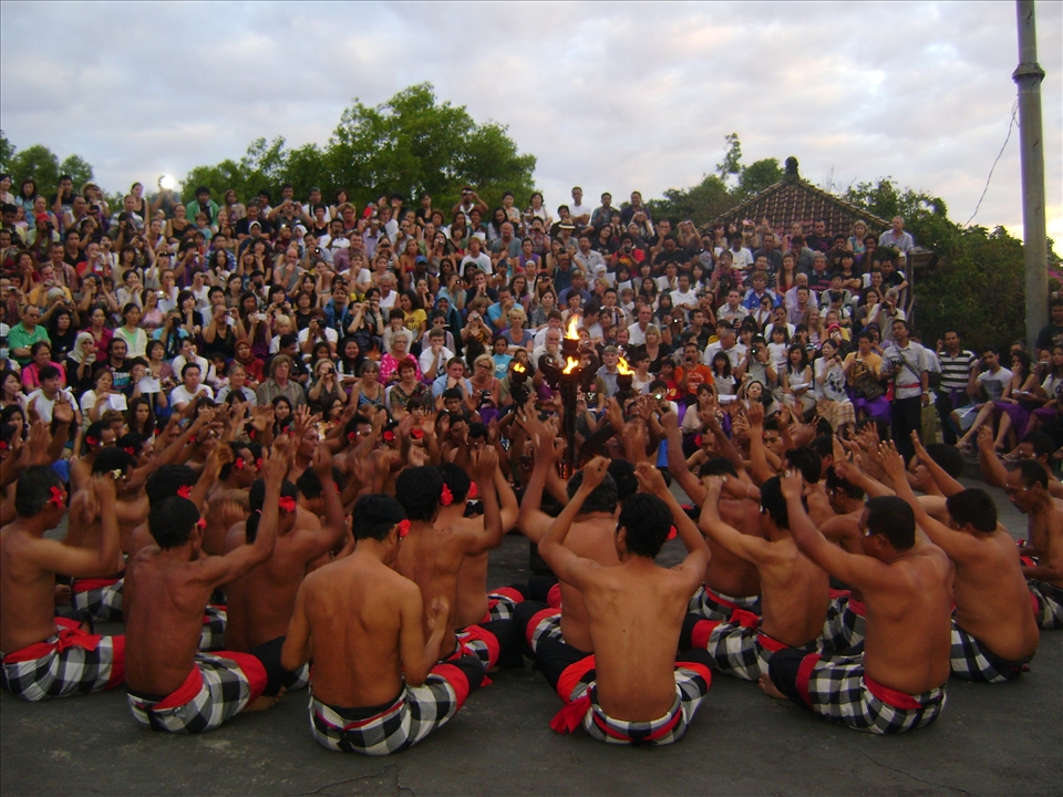 the dance enables people to move, rhythmic