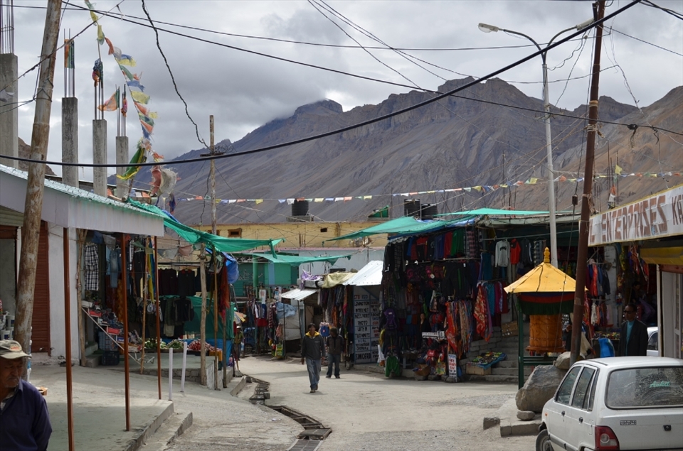 Small World.
And I ended up in Kaza. It is a town in Spiti Valley which has created a small world in itself. This place is full of stories consisting of fairy tales, a teacher who keeps coming every year from other corner of the world, the early morning chanting and so on.