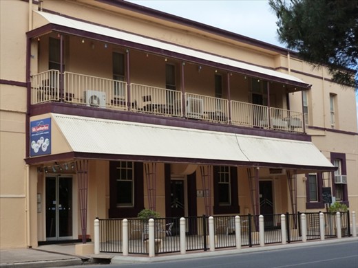 Weeroona Hotel Wallaroo