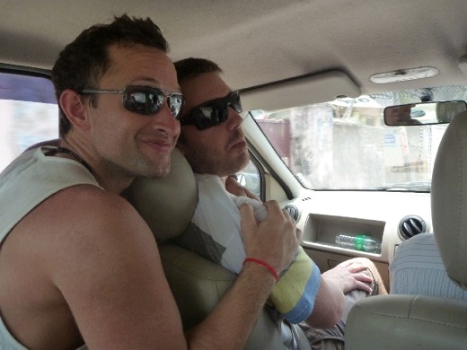 In a taxi with the kiwi