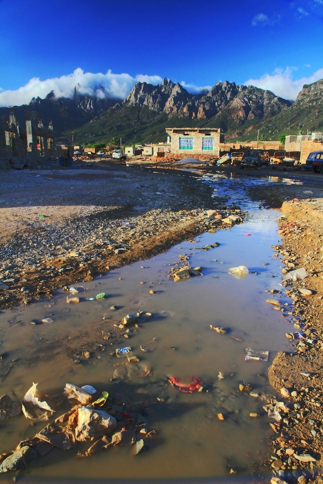 Street of the main city Hadibo, Socotra island.