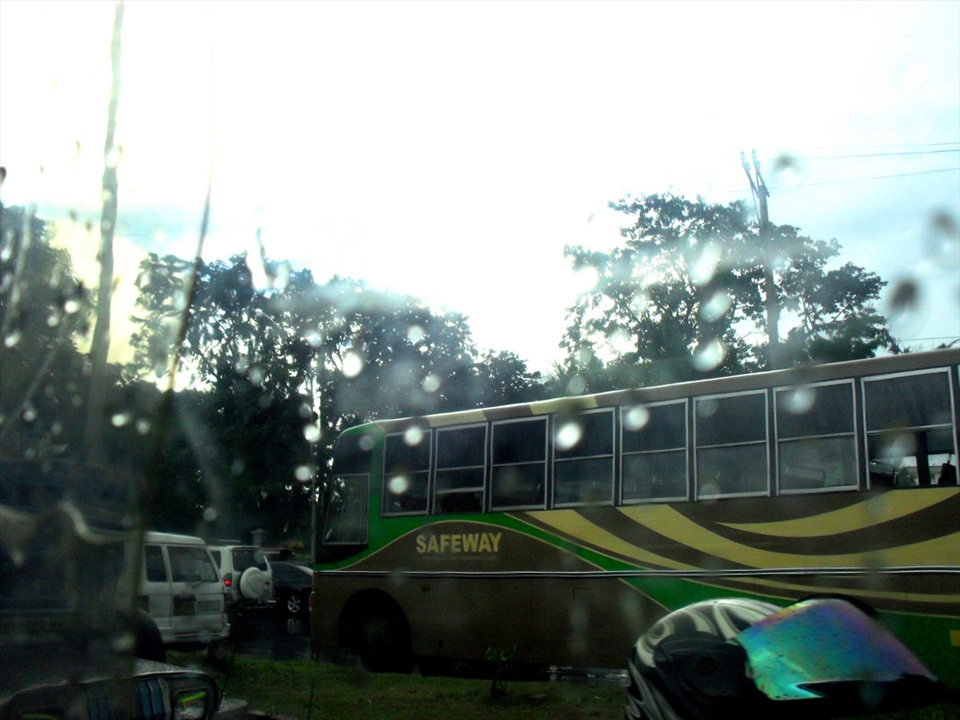 The Rain Stopped. Here's a typical traffic scene in the streets of Manila.
