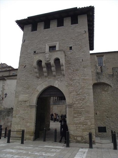 1 San Marino - Porta San Francesco